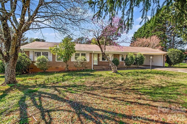 Property Photo:  1388 Smith Farm Road  NC 28092 