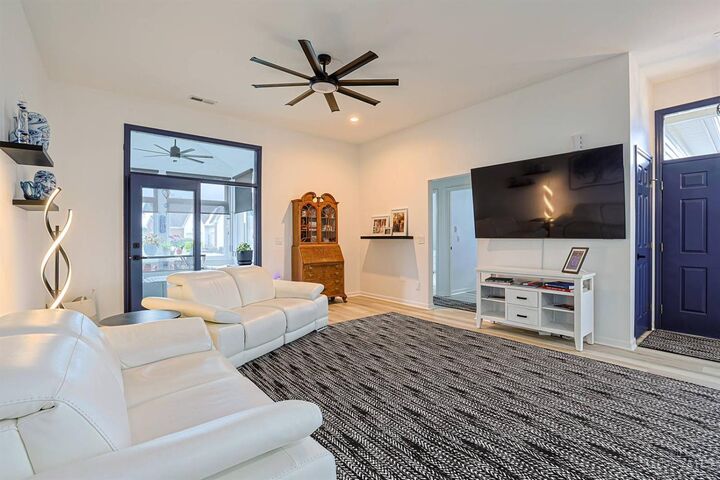 Property Photo:  3808 Sandtrap Circle  OH 45040 