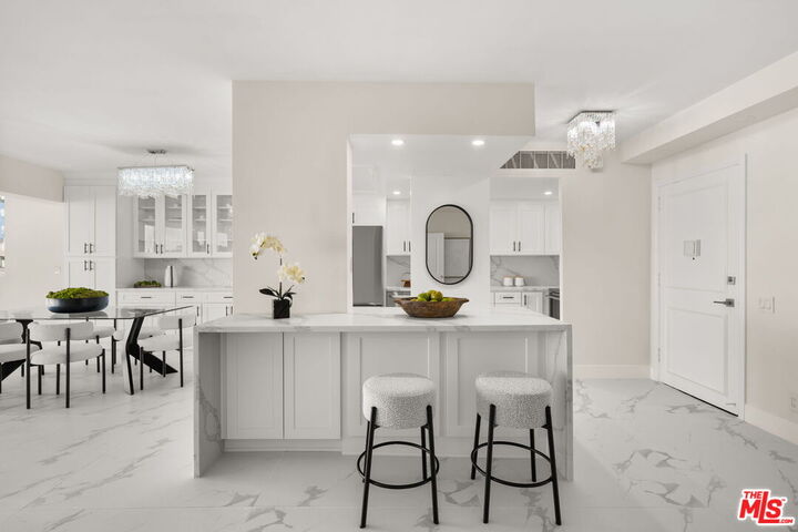 Property Photo: 10450 Wilshire Blvd CA 90024