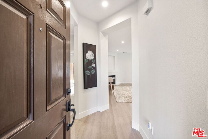 Property Photo:  1079 Alta Cresta  CA 92262 