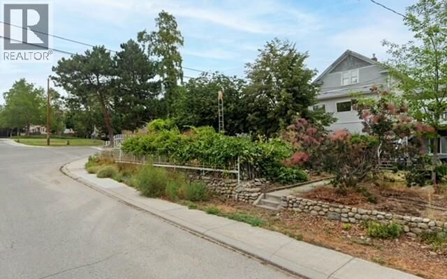 Photo de la propriété:  200 Abbott Street  BC V2A 4J4 