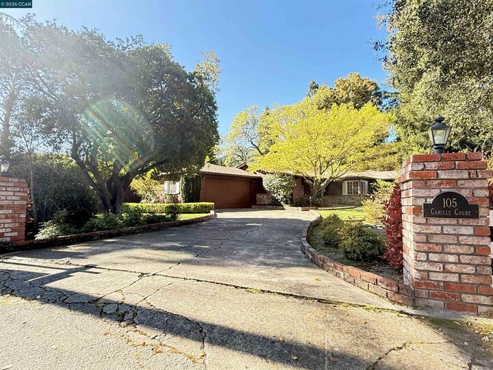Property Photo:  105 Camille Court  CA 94507 