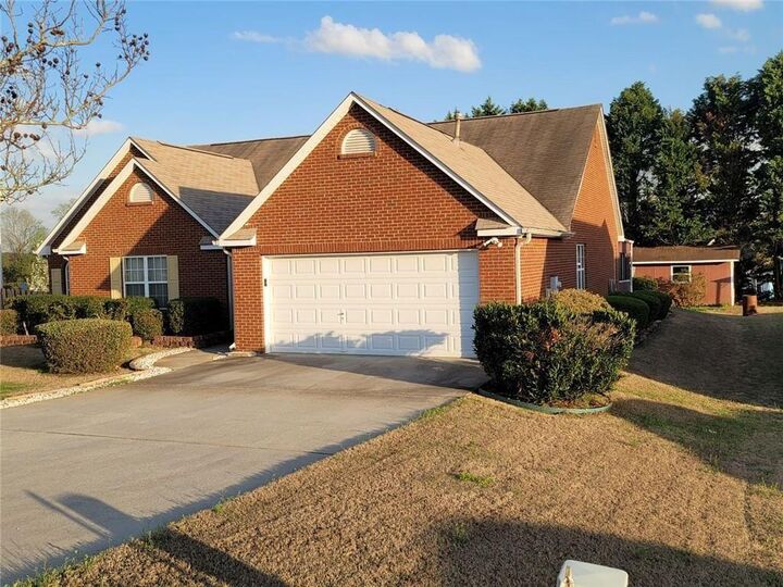 Property Photo:  3520 Stagecoach Pass  GA 30294 