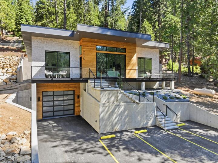 Property Photo: 7175 Yosemite Park Way CA 95389