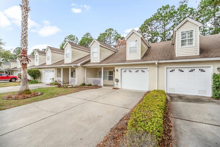 Property Photo:  190 Peppertree Crossing Avenue  GA 31525 