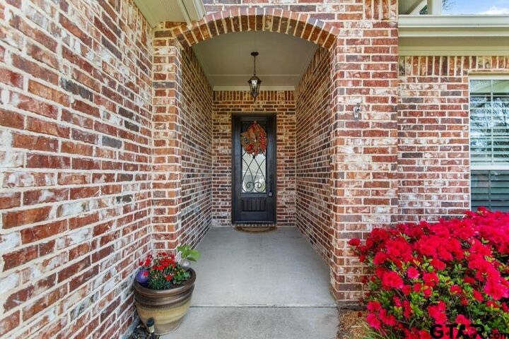 Property Photo:  5706 Berkeley Dr  TX 75707 