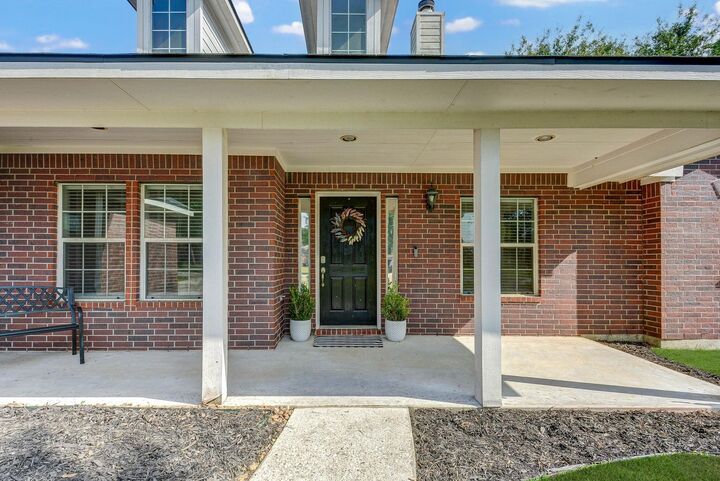 Property Photo: 26971 Sabinal Trail TX 77355