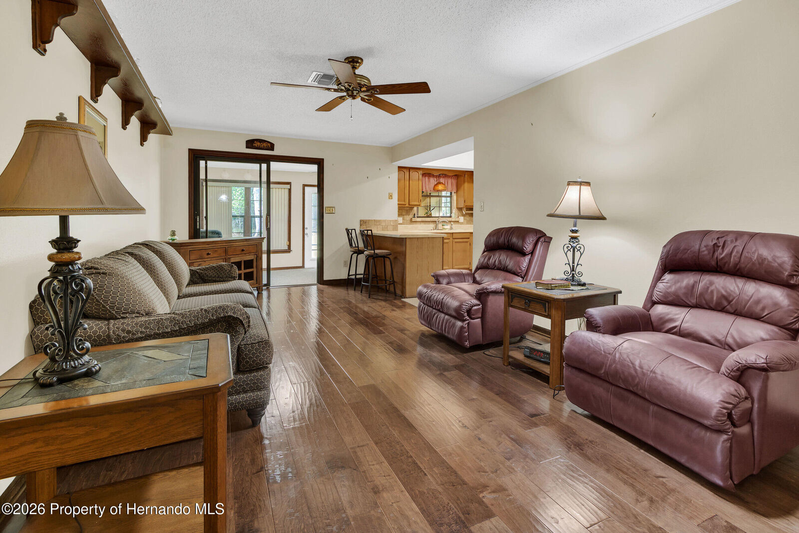 Property Photo:  930 Moonlight Lane  FL 34601 