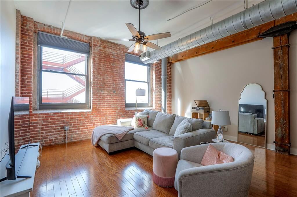 Property Photo:  200 Main Street 513  MO 64105 