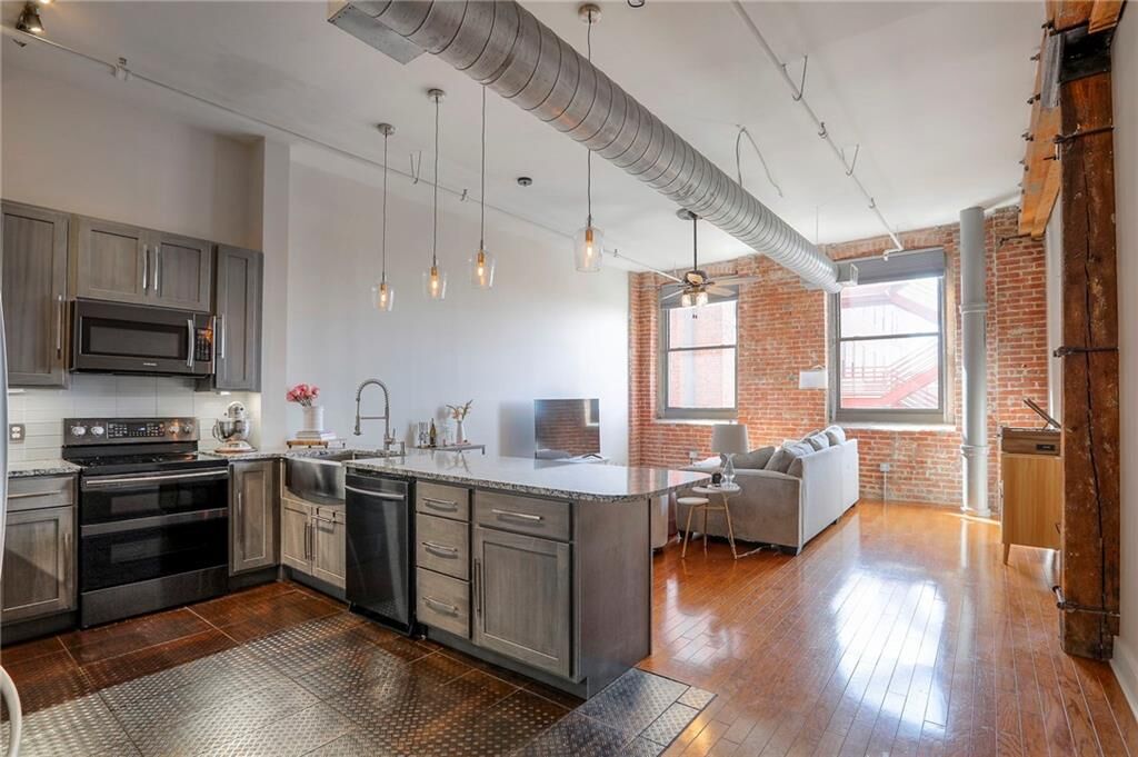 Property Photo:  200 Main Street 513  MO 64105 