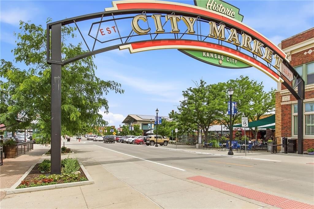 Property Photo:  200 Main Street 513  MO 64105 