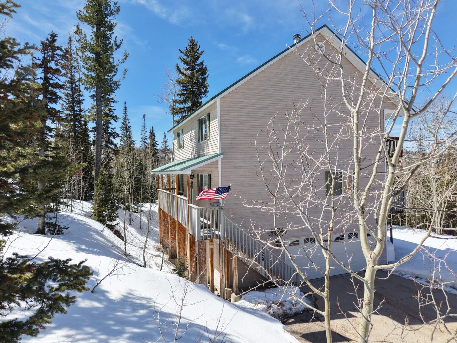 Property Photo: 429 N Aoki Michi Dr UT 84719