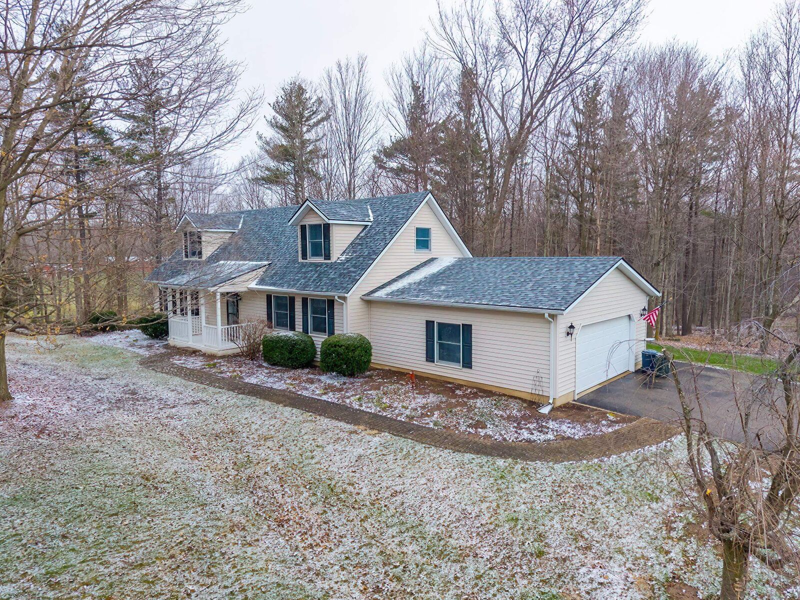 Property Photo:  8611 E St Rd 8  IN 46710 