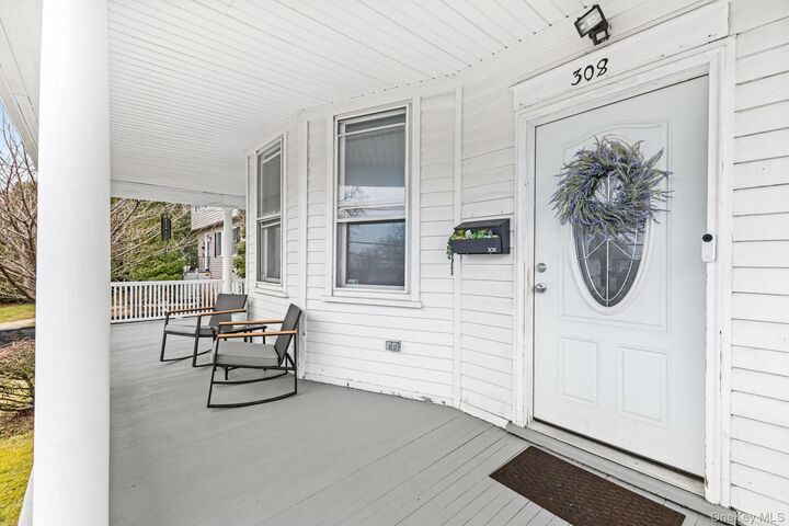 Property Photo:  308 Mayflower Avenue  NY 10801 