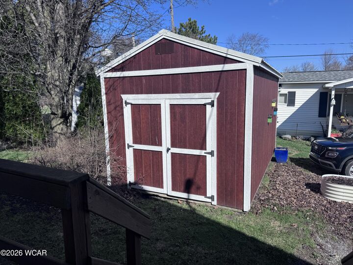 Property Photo:  510 E Lehr Avenue  OH 45810 