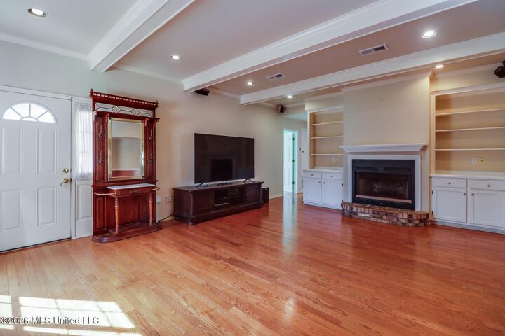 Property Photo:  3 Mary Court  MS 39560 