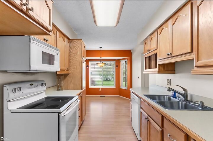 Property Photo:  620 Carpenter Road  MI 48433 