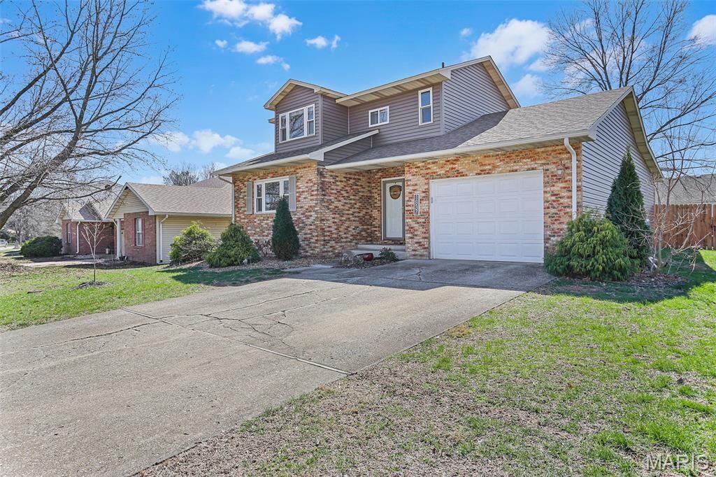 Property Photo:  1837 Esic Drive  IL 62025 