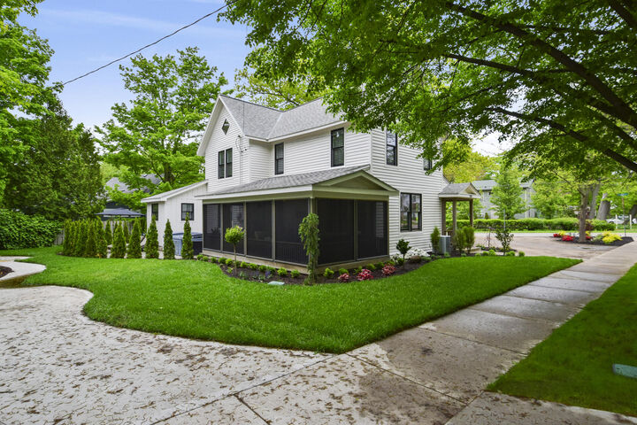 Property Photo:  748 Holland Street  MI 49453 