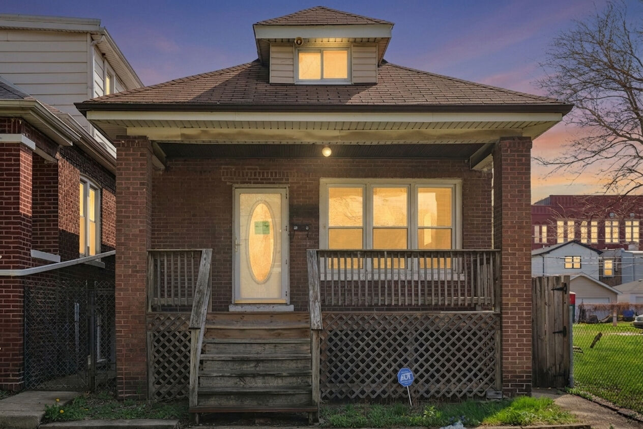 Property Photo:  6521 S Saint Lawrence Avenue  IL 60637 