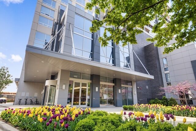 Property Photo:  1901 S Calumet Avenue 2303  IL 60616 