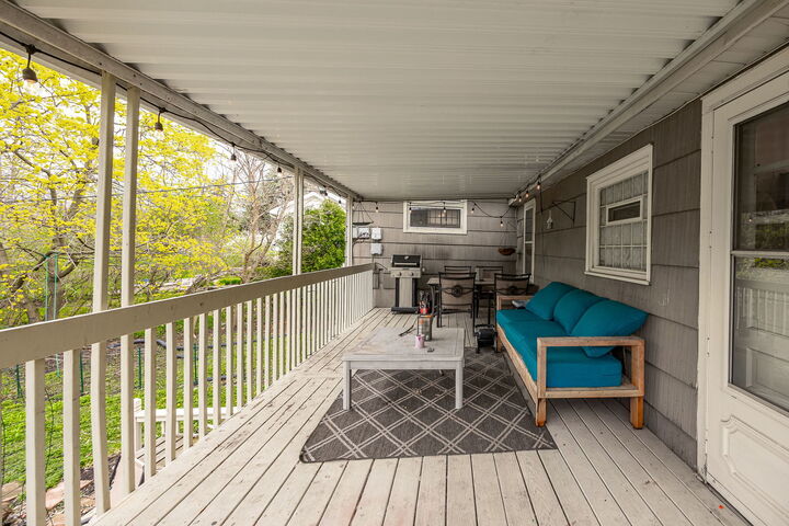 Property Photo:  4624 Lee Avenue  IL 60515 