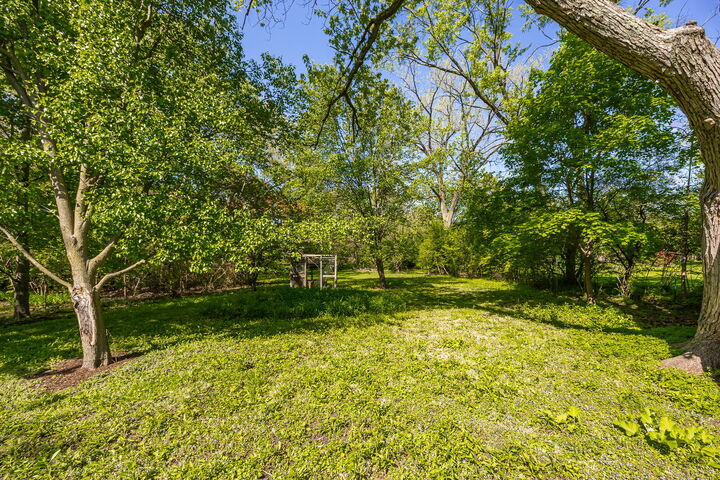 Property Photo:  4624 Lee Avenue  IL 60515 