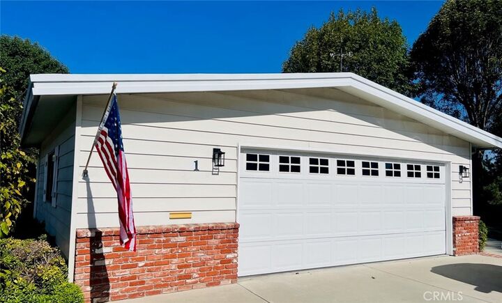 Property Photo:  1 Mira Las Olas  CA 92673 