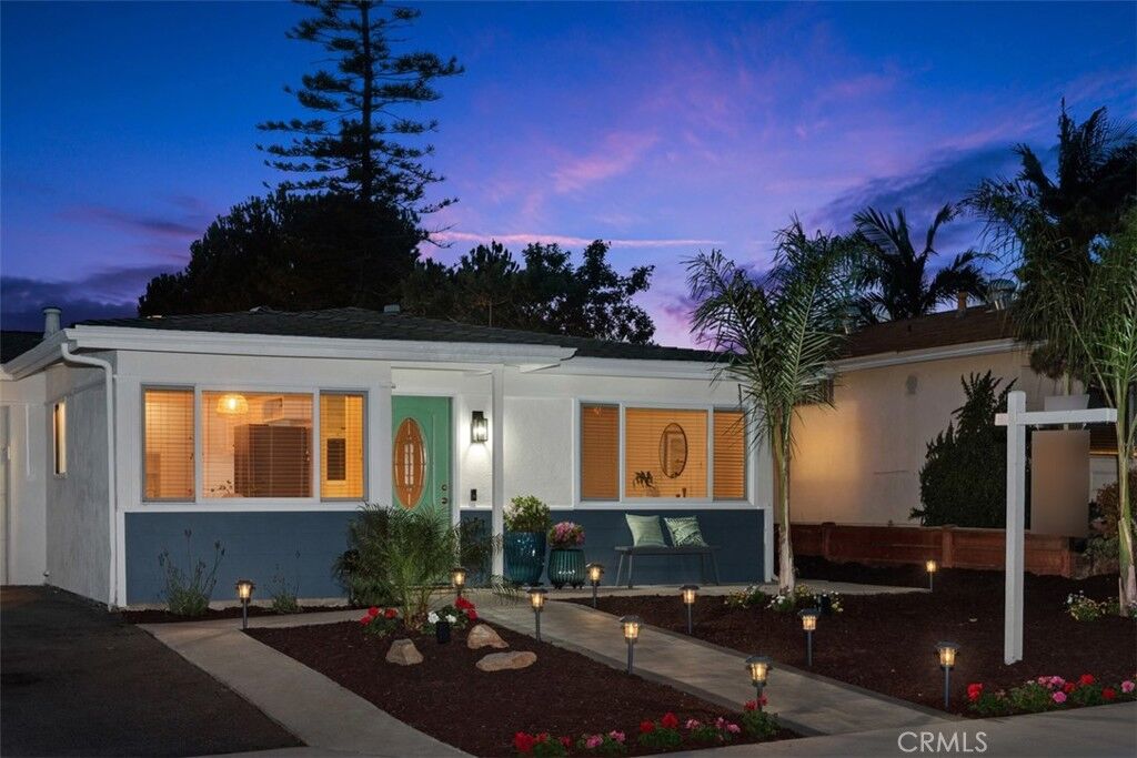 Property Photo:  262 Coneflower Street  CA 92024 