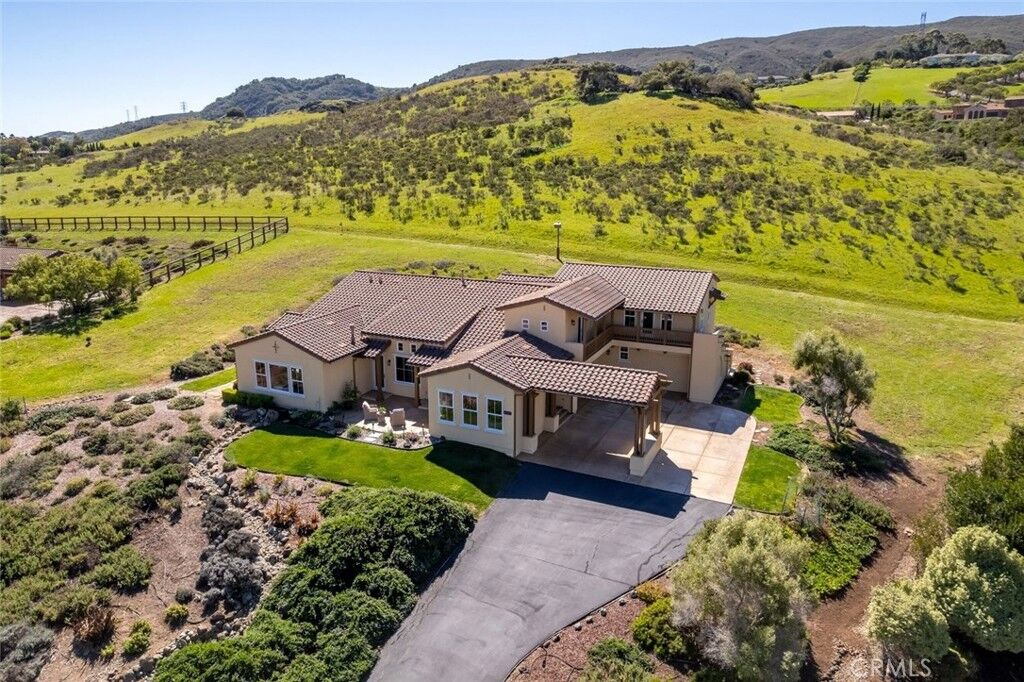 Property Photo:  1675 Nasella Lane  CA 93405 