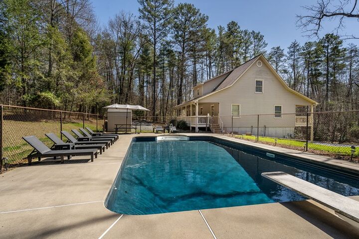 Property Photo:  80 Pine Grove Drive  GA 30513 