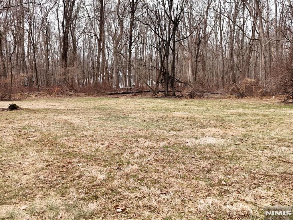 Property Photo:  100 Brookside Road  NJ 07446 