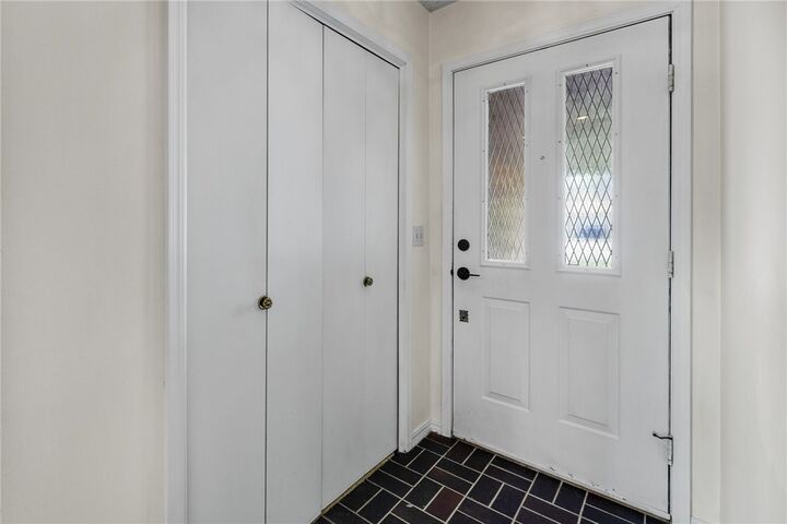 Property Photo:  1506 E Cortland Street  AR 72703 