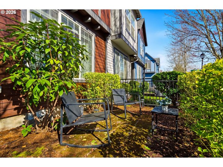 Property Photo: 1211 SE Tamango St OR 97123