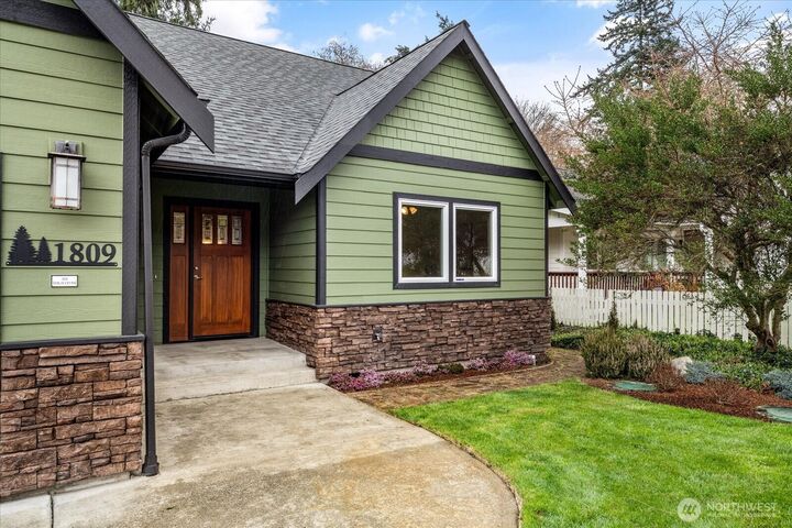 Property Photo:  1809  Watkins Road  WA 98249 