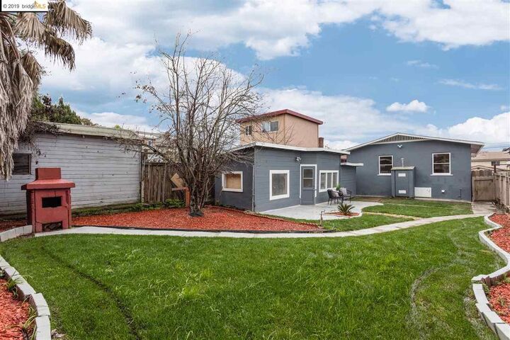 Property Photo:  1744 East 22nd Street  CA 94606 