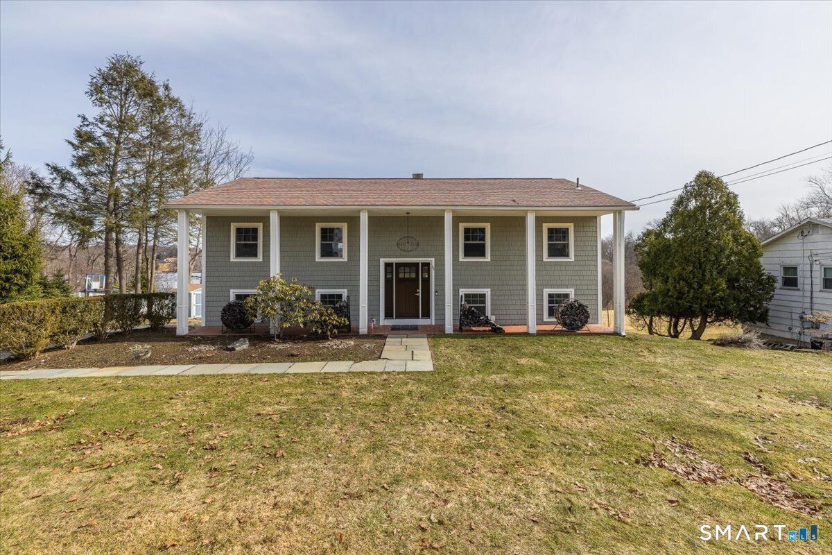 Property Photo:  15 Driftway Point Road  CT 06811 