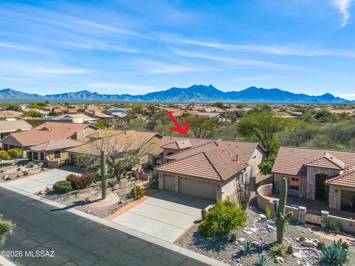 Property Photo:  2394 E Bonita Canyon Drive  AZ 85614 