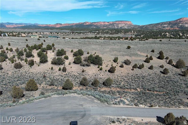 Property Photo:  1825 E Eagle Ridge Cir 15  UT 84735 