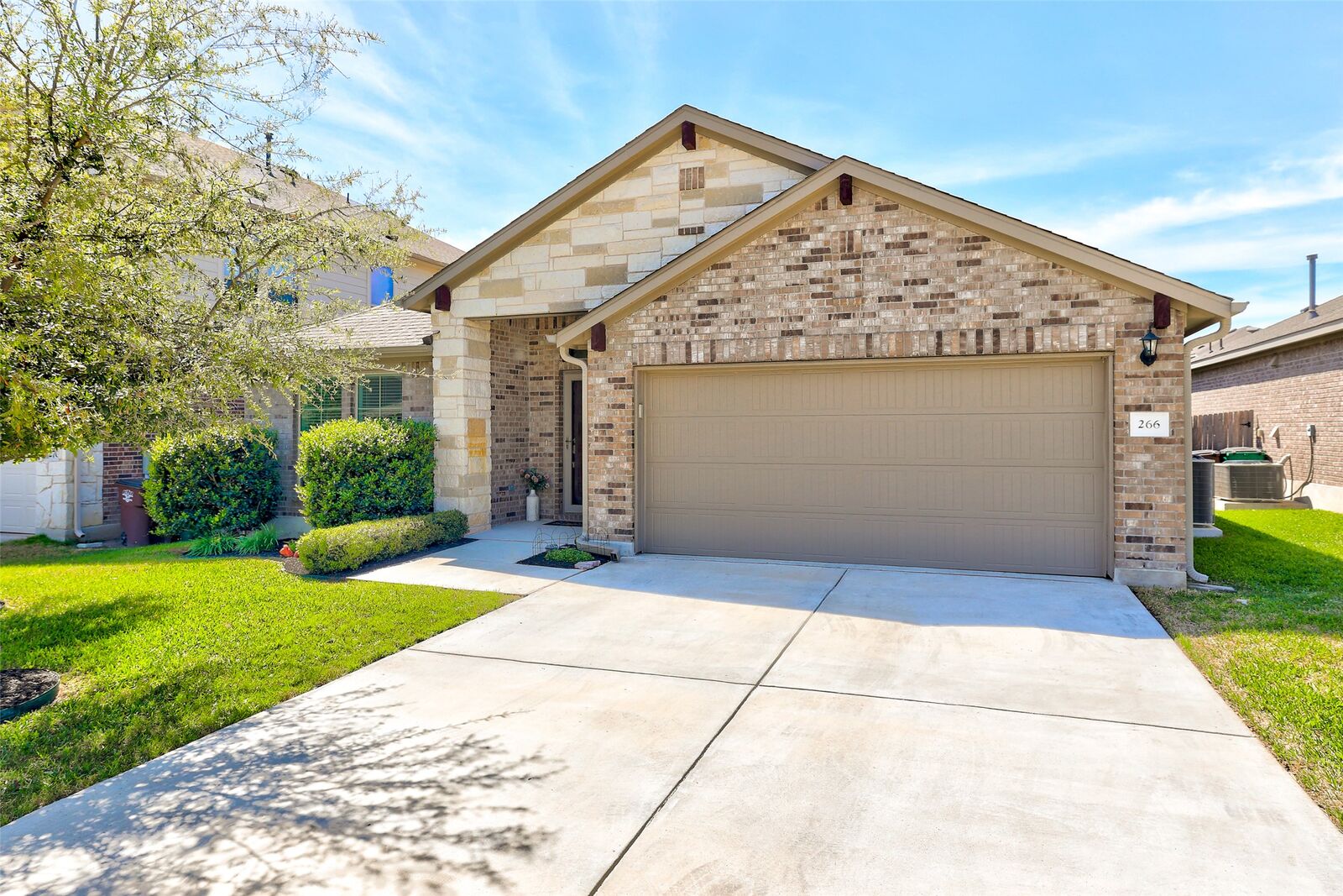 Property Photo:  266 Finstown Street  TX 78634 