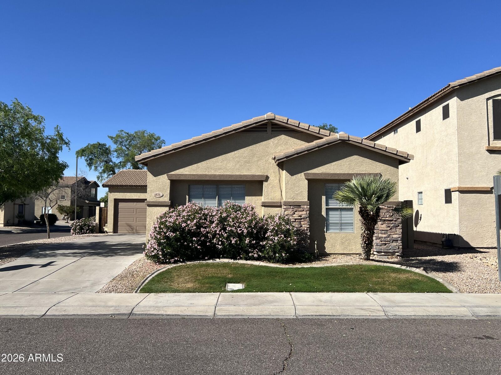 Property Photo:  416 W Copper Way  AZ 85225 