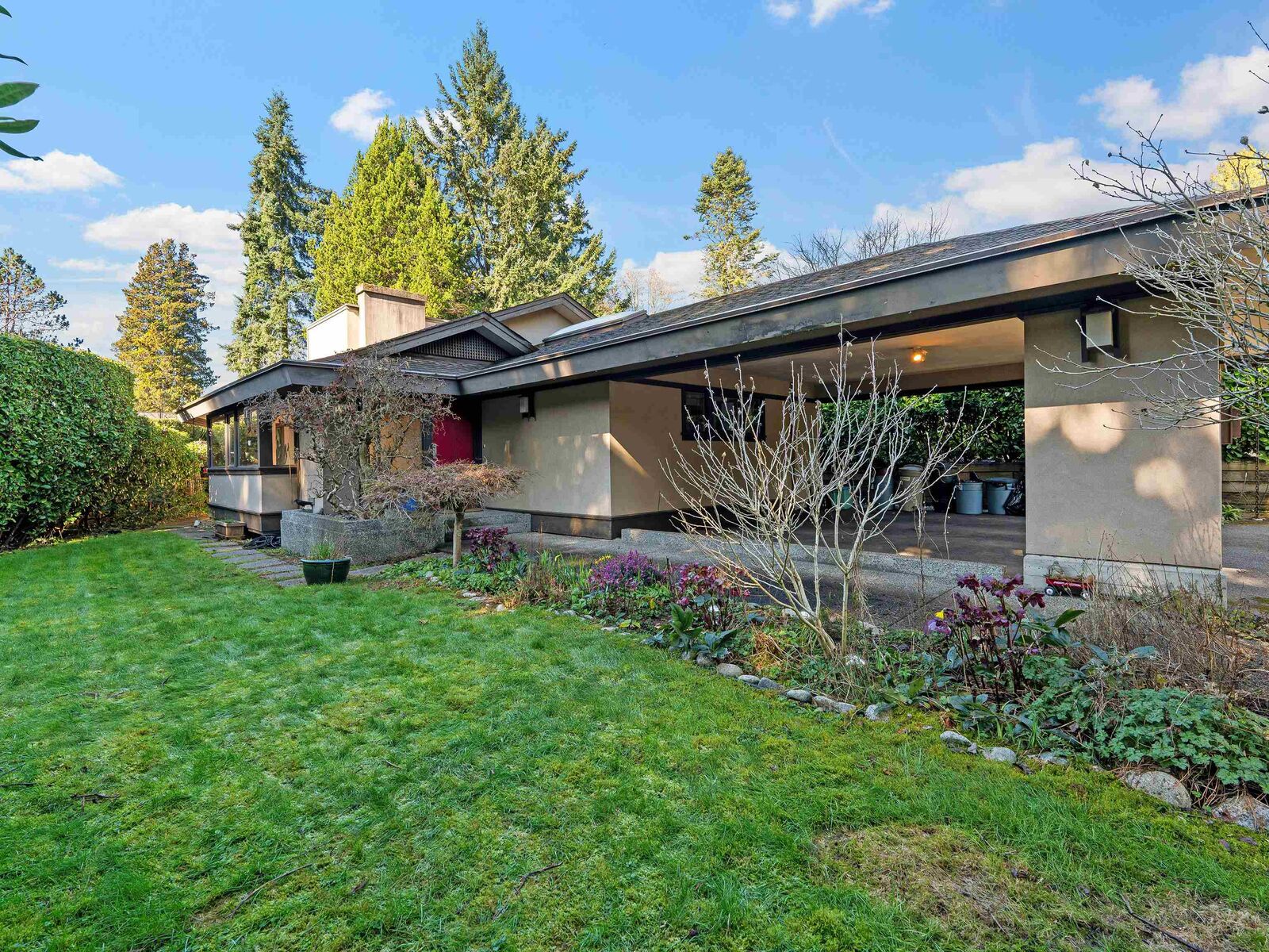 Property Photo: 4341 Erwin Drive BC V7V 1H7
