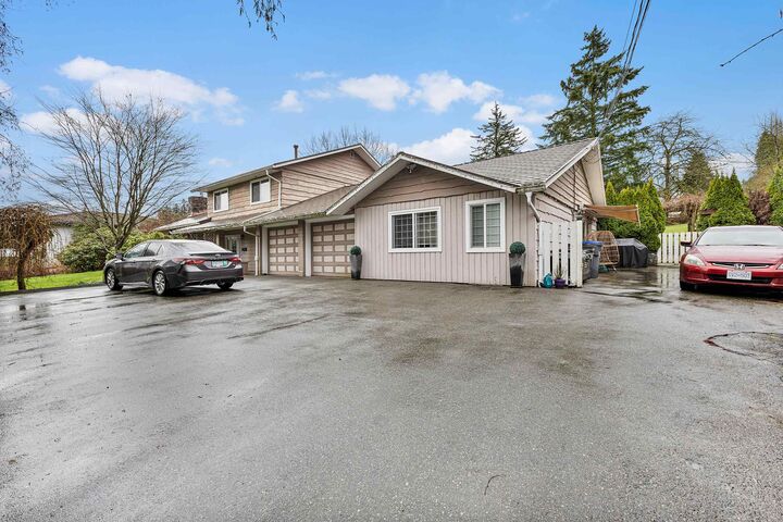 7444 184 Street — photo 1