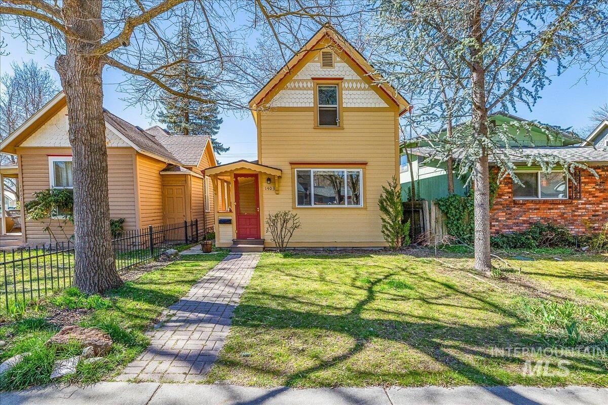 Property Photo:  1403 N 7th Street  ID 83702 