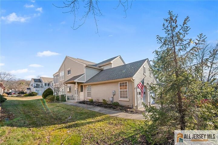 Property Photo: 11 Rothwell Drive 11D NJ 08831