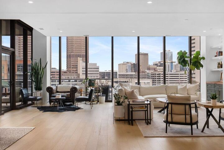 Property Photo: 250 W Spring Street OH 43215