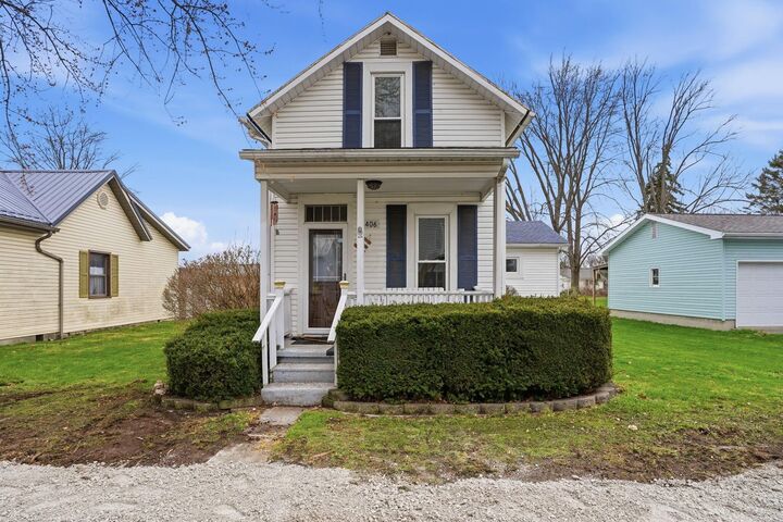 Property Photo:  406 North Street  OH 43342 
