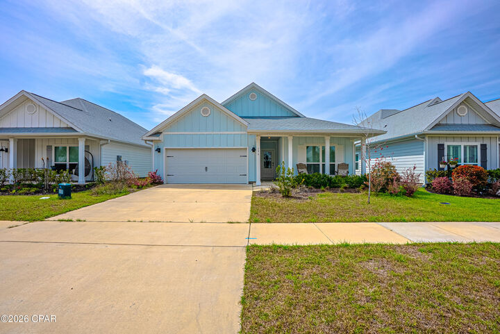 Property Photo: 196 Butler Cove FL 32413