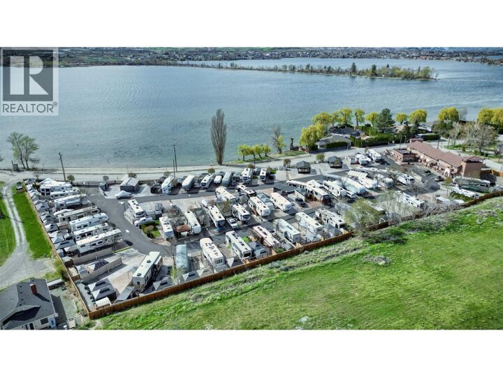 3207 Lakeshore Drive 68 — photo 1