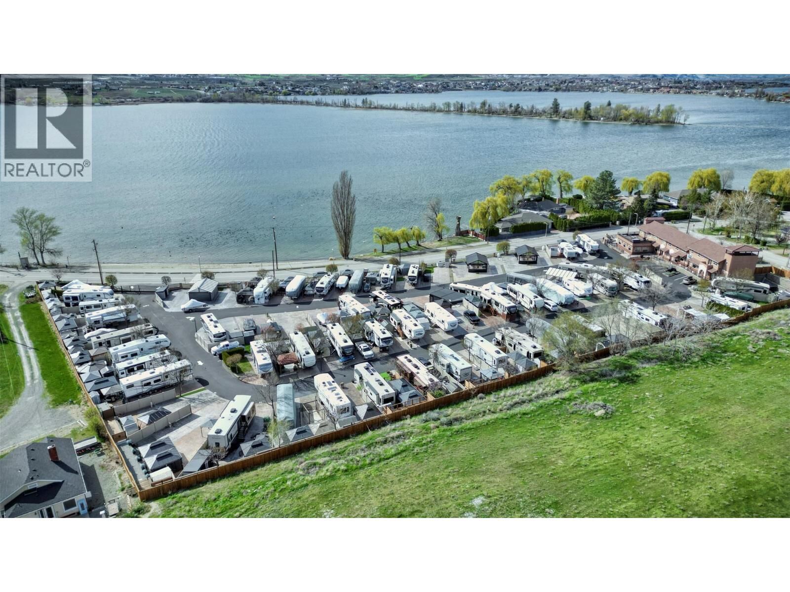 Property Photo:  3207 Lakeshore Drive 68  BC V0H 1V6 
